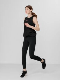 4F Funktionstop In Schwarz 11 4F Funktionstop In Schwarz -CMP || super.natural || Odlo Verkäufe 4f funktionstop in schwarz 4