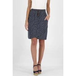 Titelseite -CMP || super.natural || Odlo Verkäufe alife and kickin rock lucyak in marine 1