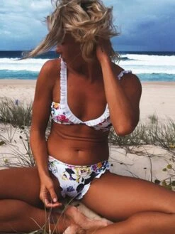 Bikini In Weiß/ Bunt