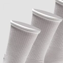 Under Armour Fitness Socken HeatGear Crew Socks 3er-Pack White 11 Under Armour Fitness Socken HeatGear Crew Socks 3er-Pack White -CMP || super.natural || Odlo Verkäufe under armour fitness socken heatgear crew socks 3er pack white 4